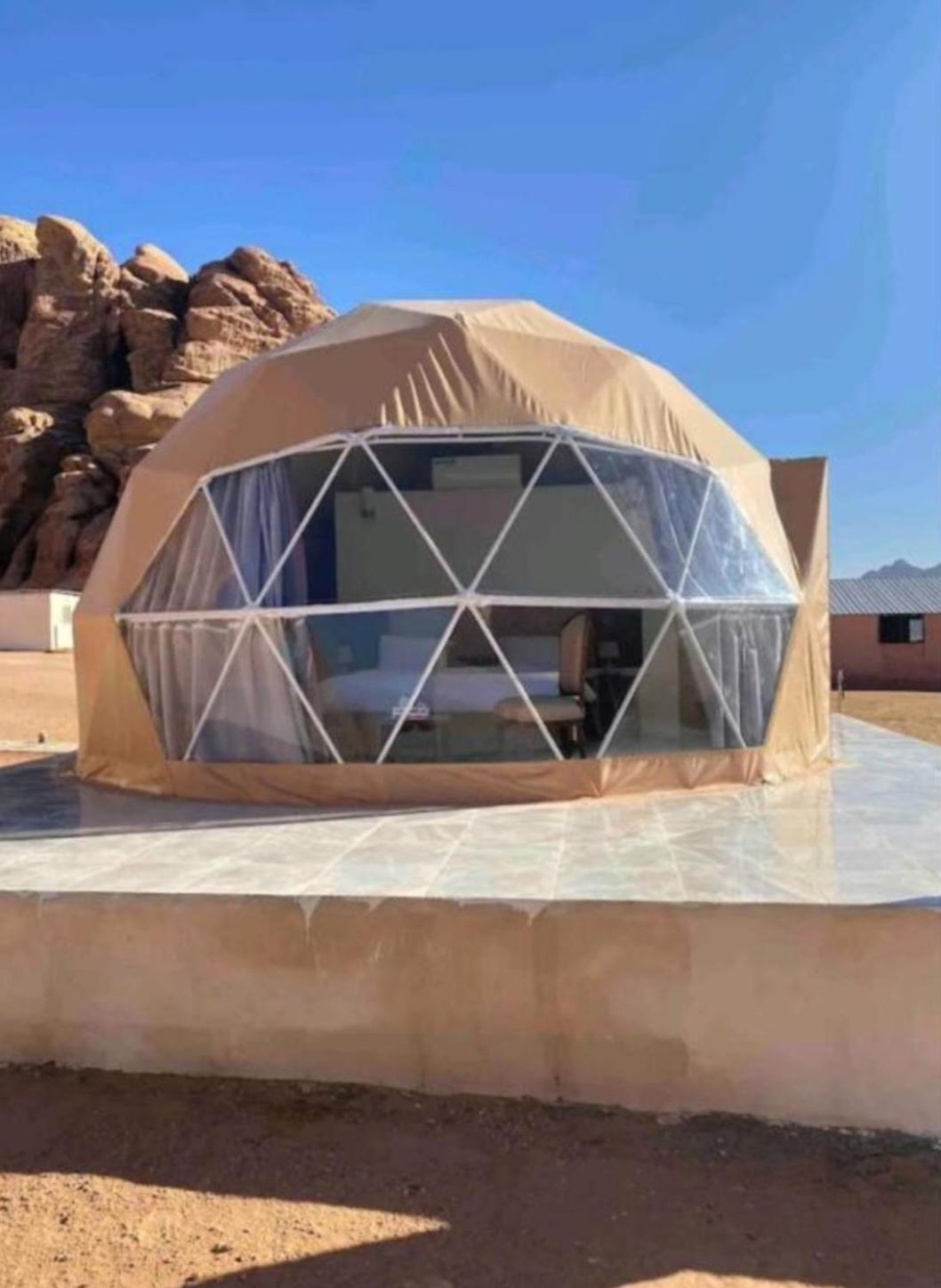 Titanic Camp Bed & Breakfast Wadi Rum Exterior photo